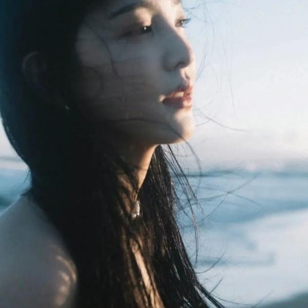伞少女